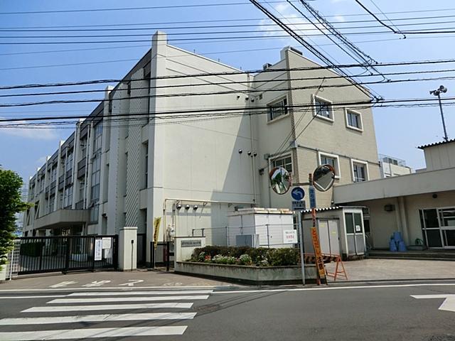 Primary school. Chofu Municipal Kitanodai to elementary school 757m