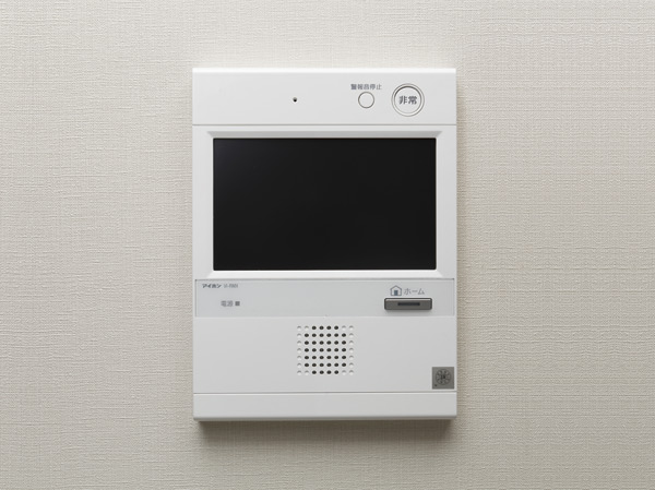 Security.  [Color monitor with intercom] You can see the visitor in the color monitor. Auto-lock is also released at the touch of a button. Hands-free type easy-to-use specifications. (Same specifications)
