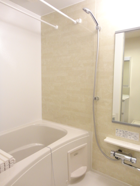 Bath. Specification image (wall color is different)