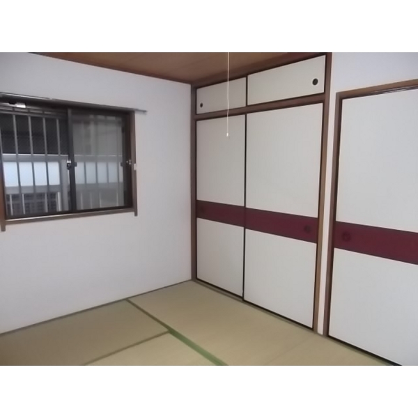 Living and room. Japanese-style room of NAGOMI with a closet with upper closet