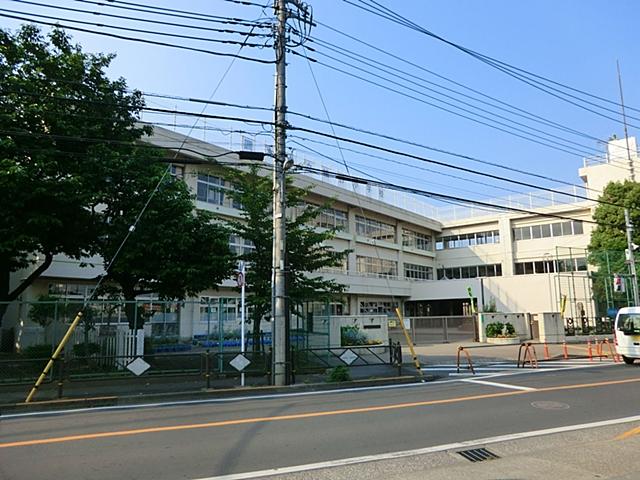 Primary school. Chofu Municipal Kashino to elementary school 690m