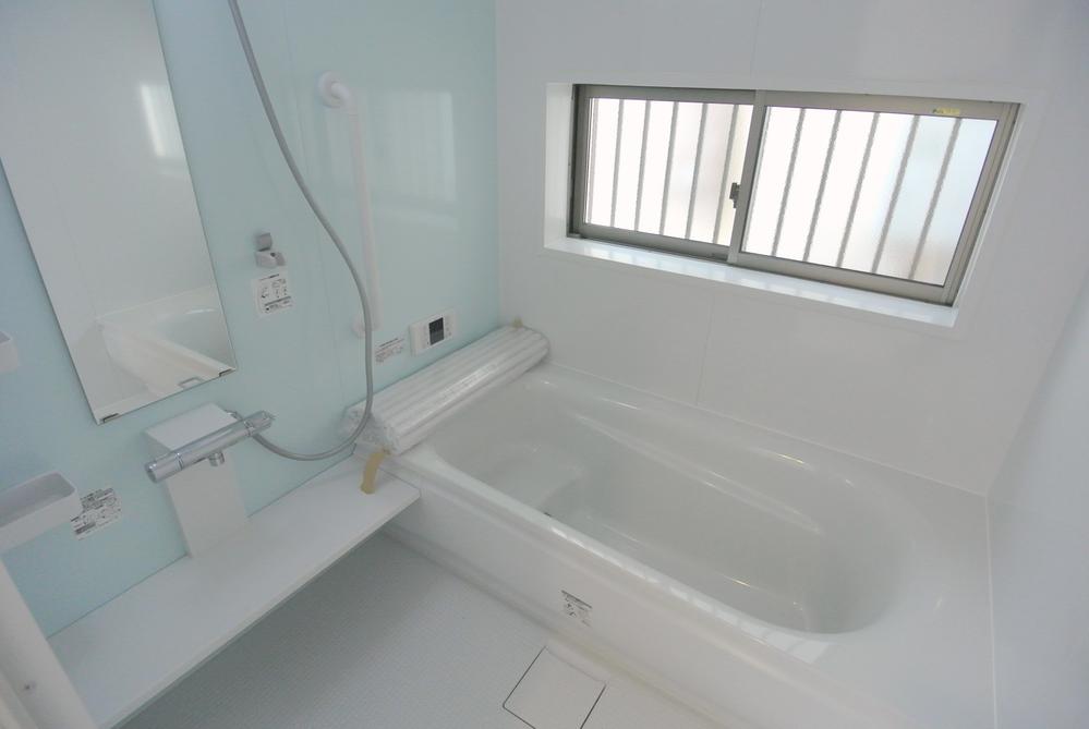 Same specifications photo (bathroom). Seller same specifications