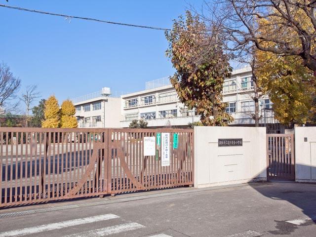 Primary school. Chofu Municipal Fujimidai to elementary school 515m