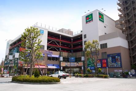 Shopping centre. 250m here Square Shopping center Chofu