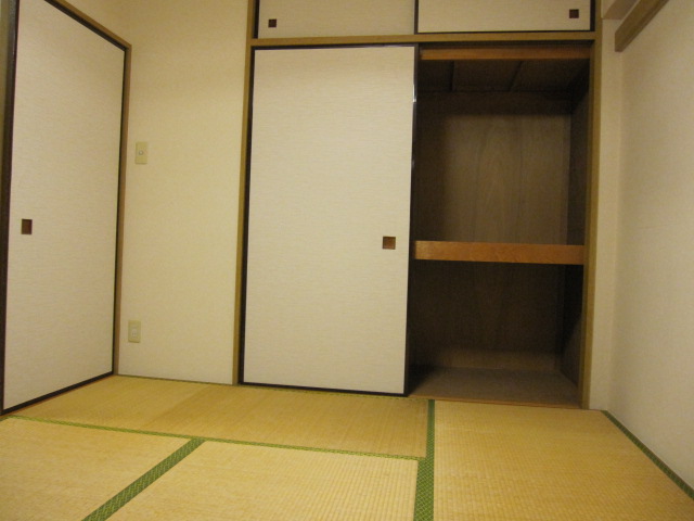 Other room space