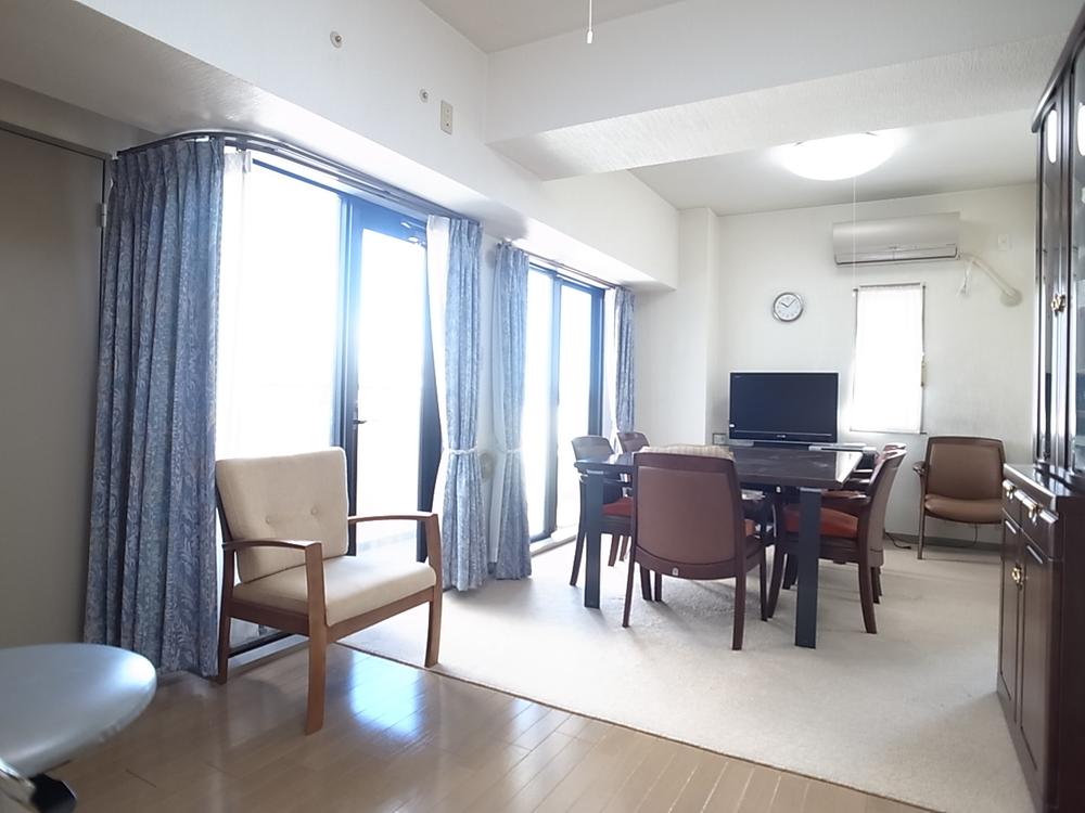 Living. Indoor (12 May 2013) Shooting