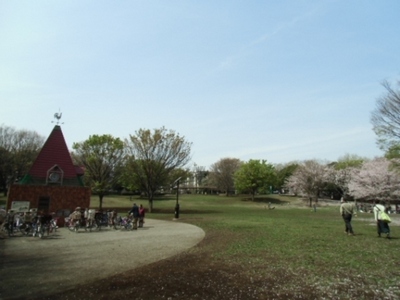 park. Soshigaya 740m to the park (park)