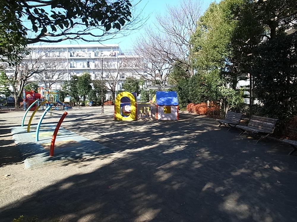 Other. "Fujimi park" a 1-minute walk / About 10m