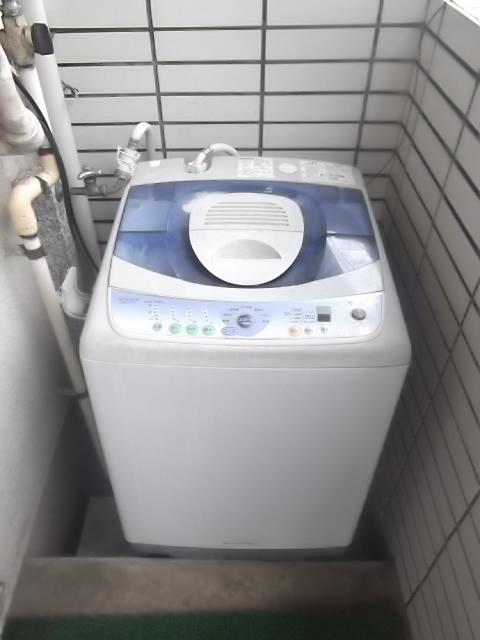 Other Equipment. Fully automatic washing machine