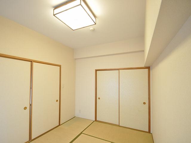 Non-living room. Lions Garden Chofu Tamagawa Japanese-style room