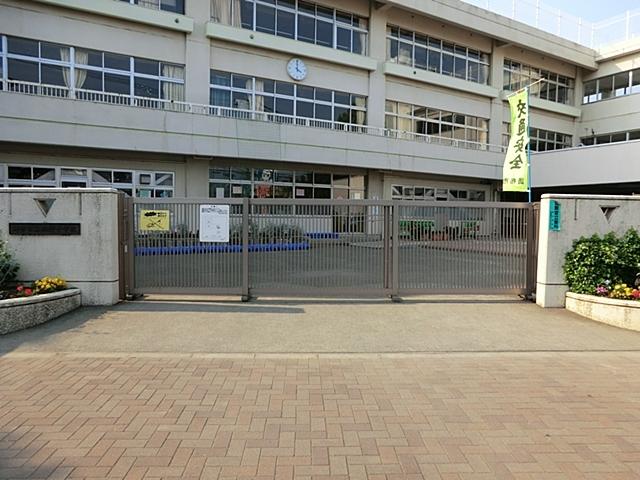 Primary school. Chofu Municipal Kashino to elementary school 770m