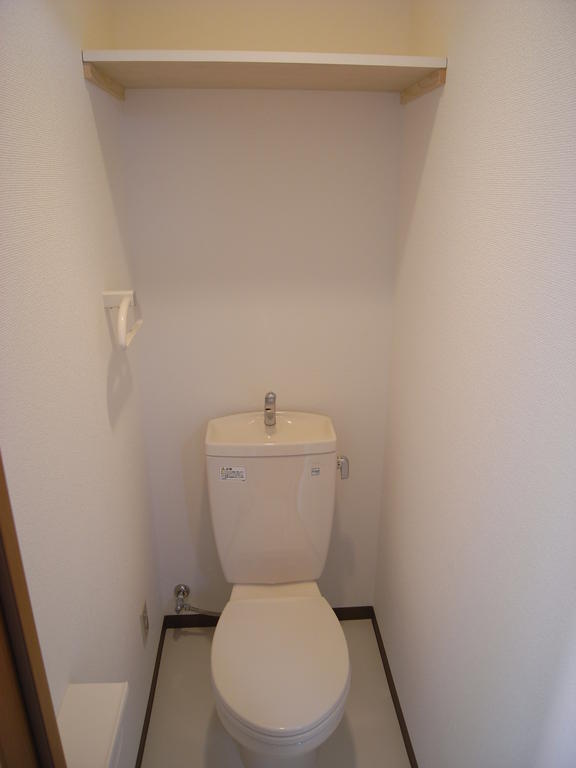 Toilet.  ☆ The same type Separate room ☆ 