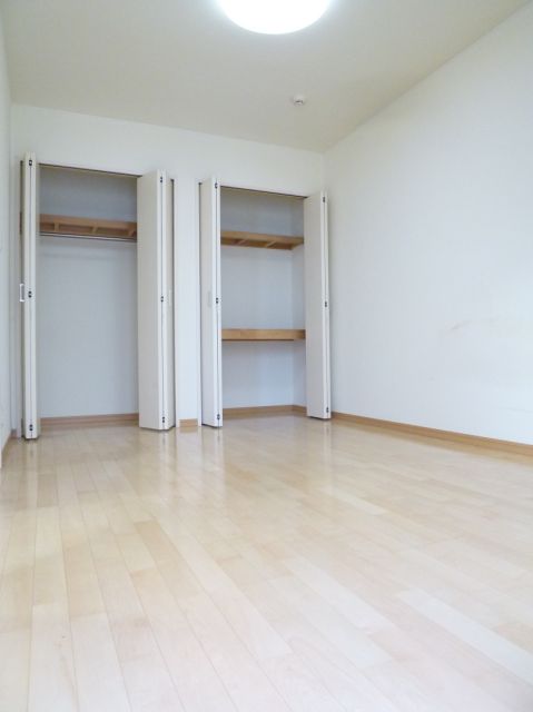 Living and room. Spacious rooms There are two places also closet