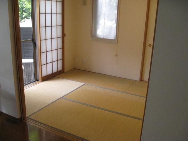 Non-living room. Japanese-style room, I will instead tatami mat during delivery. Indoor (September 2013) Shooting