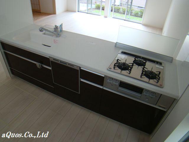 Same specifications photo (kitchen). Same specifications