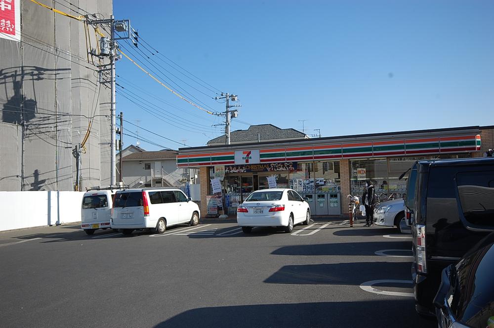 Convenience store. 425m to Seven-Eleven Chofu Fuda 3-chome