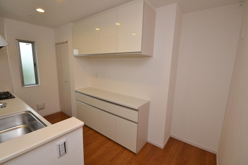 Same specifications photos (Other introspection). Seller example of construction (kitchen)
