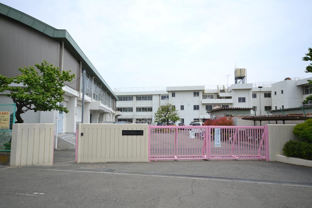 Primary school. Chofu Municipal Fuda to elementary school 609m