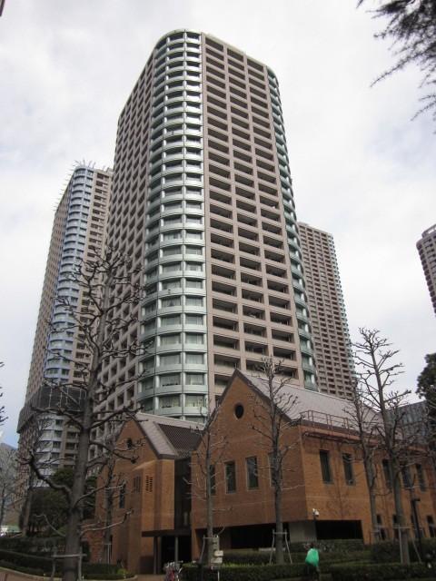 Local appearance photo. Local (January 2012) shooting