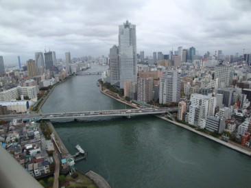 View. Waterfront Tower residence is in Chuo-ku, Tsukishima