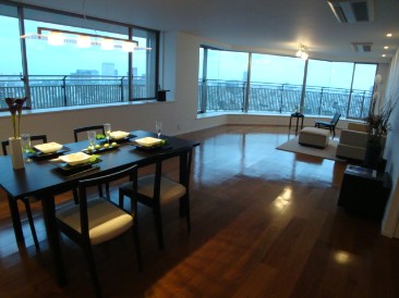 Living and room. Waterfront Tower residence is in Chuo-ku, Tsukishima