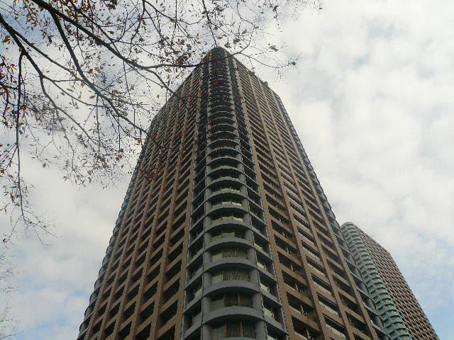 Local appearance photo. Local (January 2012) shooting