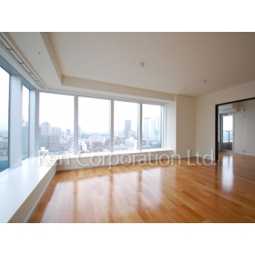 Living and room. Shooting a room at the 24th floor of the same type. Specifications may be different.