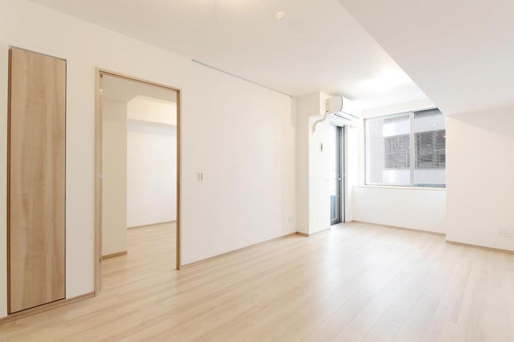 Living. Indoor (11 May 2013) Shooting