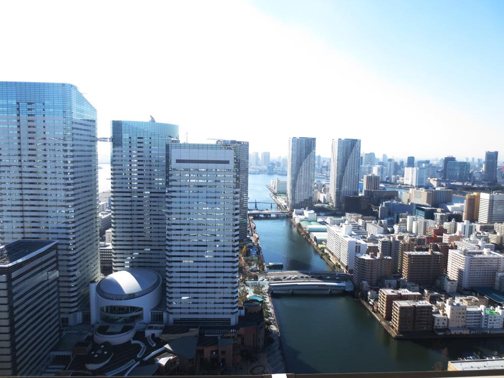 View photos from the dwelling unit. View from the site (December 2013) Shooting