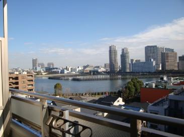 View. Also action within Toyosu area & Kachidoki area!