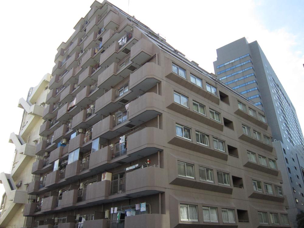 Local appearance photo