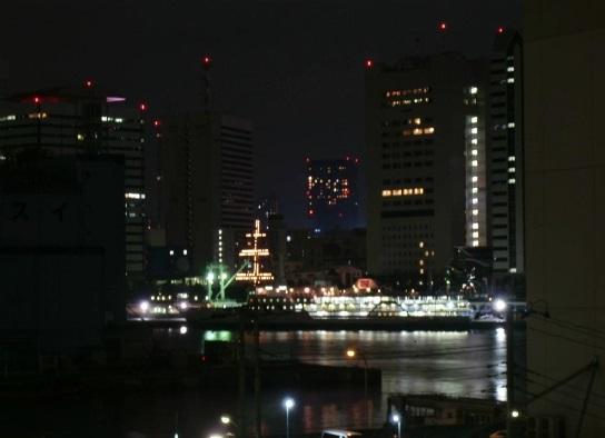 View photos from the dwelling unit. Night view from the balcony