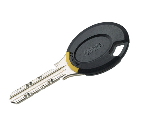 Security.  [Dimple key] Adopt a dimple key with excellent security and operability. Duplication of keys is difficult, And demonstrate a high level of security function.