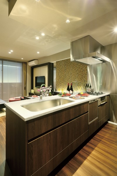 Stylish range hood, Gently close all slide cabinet, etc., It combines beauty and function kitchen