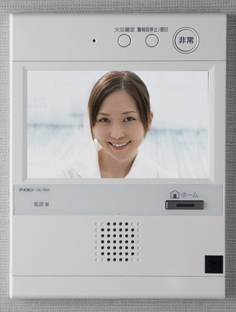 Security.  [Hands-free intercom] Dwelling units within the intercom, Hands-free type of touch panel. 30 case minute automatic recording (manual recording also included), Automatic recording can also be set. (Same specifications)