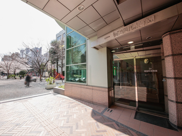 Surrounding environment. Municipal Horidome-cho nursery school (about 290m / 4-minute walk)