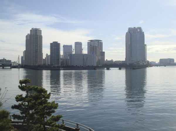 Surrounding environment. Overlooking the Toyosu direction than local.  ※ View photos from the local 12-floor equivalent (November 2009 shooting). View, etc., It depends on the rank, each dwelling unit, Surrounding environment, View might change in the future.
