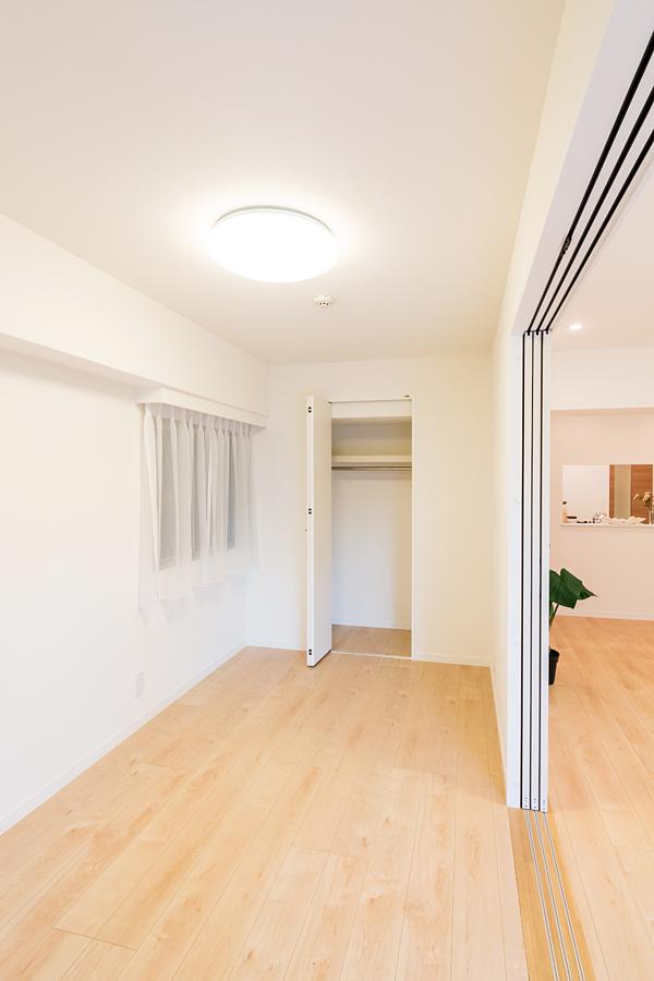 Non-living room. Western-style 1