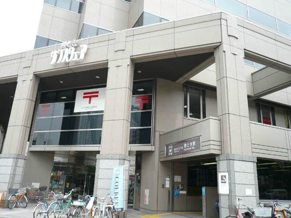 Other. The nearest is kachidoki station.