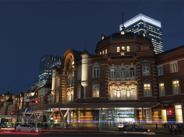 Surrounding environment. Reincarnation, Days of exciting live the Tokyo Station, a variety of facilities are lined up like the entrance. While close to the downtown area with a focus on "Tokyo" station, Located in exquisite position also Gulf area is housed in the hands. (Tokyo Station)