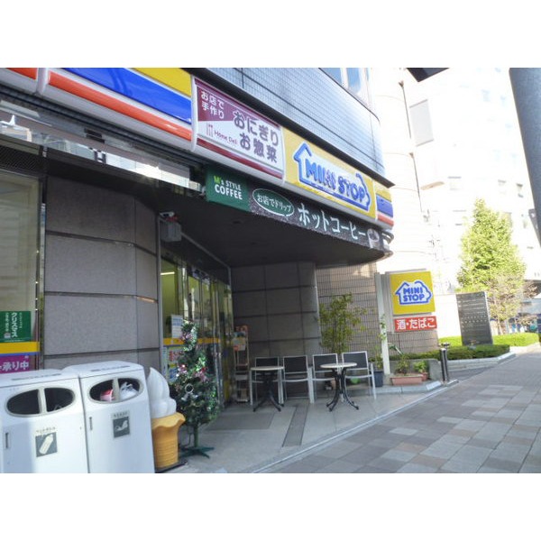 Convenience store. MINISTOP Shinkawa store up (convenience store) 70m