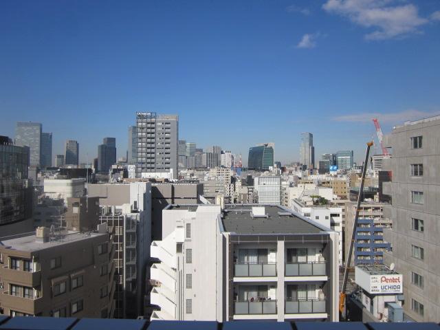 View photos from the dwelling unit. View from the site (November 2013) Shooting