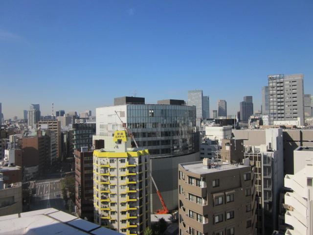 View photos from the dwelling unit. View from the site (November 2013) Shooting