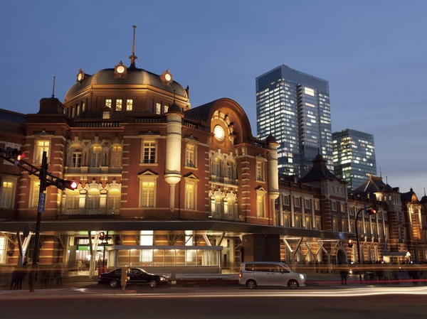 "Tokyo" Station. Shinkansen commuting & business trip, Homecoming, Travel and, On also off also convenient terminal station. Even in metropolitan bus can move in about 19 minutes and the smooth (and 05 system use)