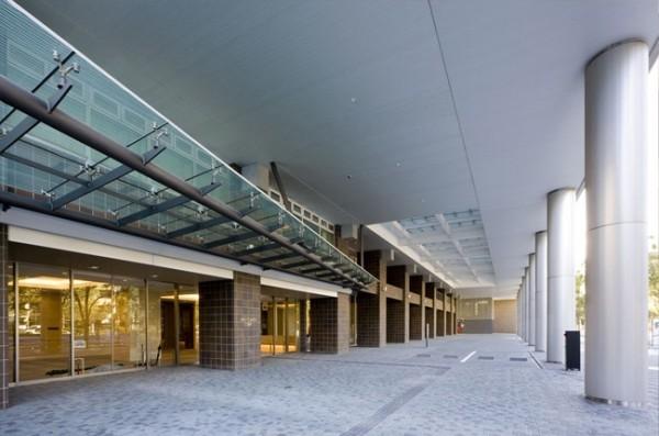 Entrance. Common areas