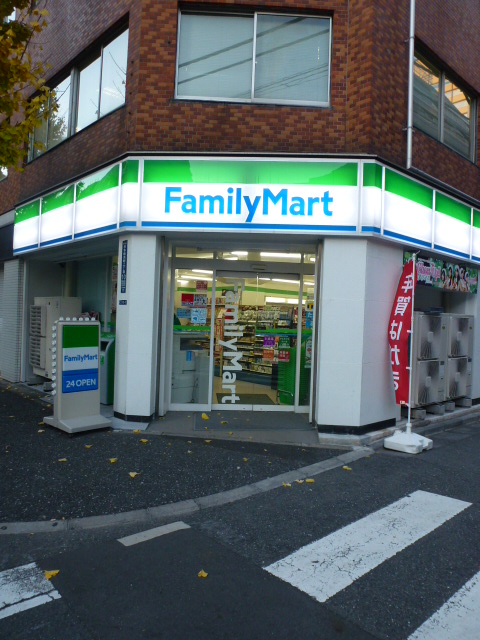 Convenience store. FamilyMart Hatchobori chome store up (convenience store) 157m