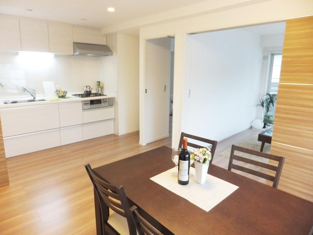 Living. Indoor (11 May 2013) Shooting