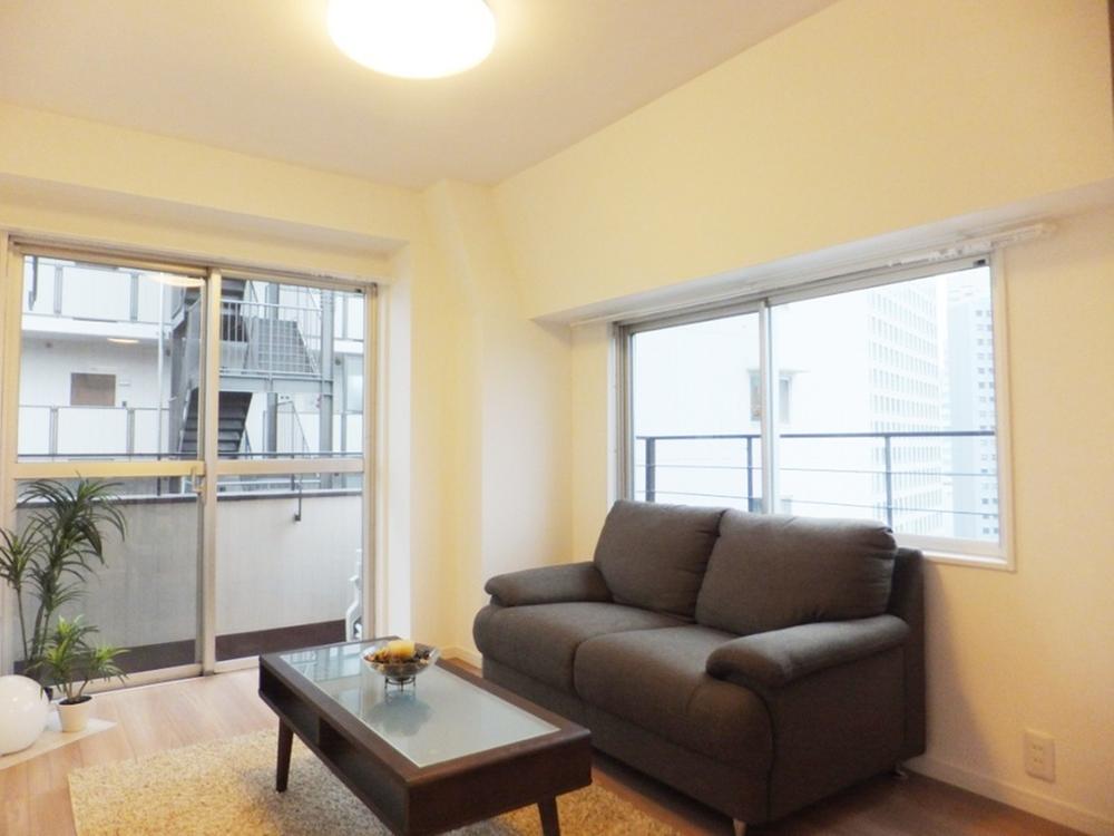 Non-living room. Indoor (11 May 2013) Shooting