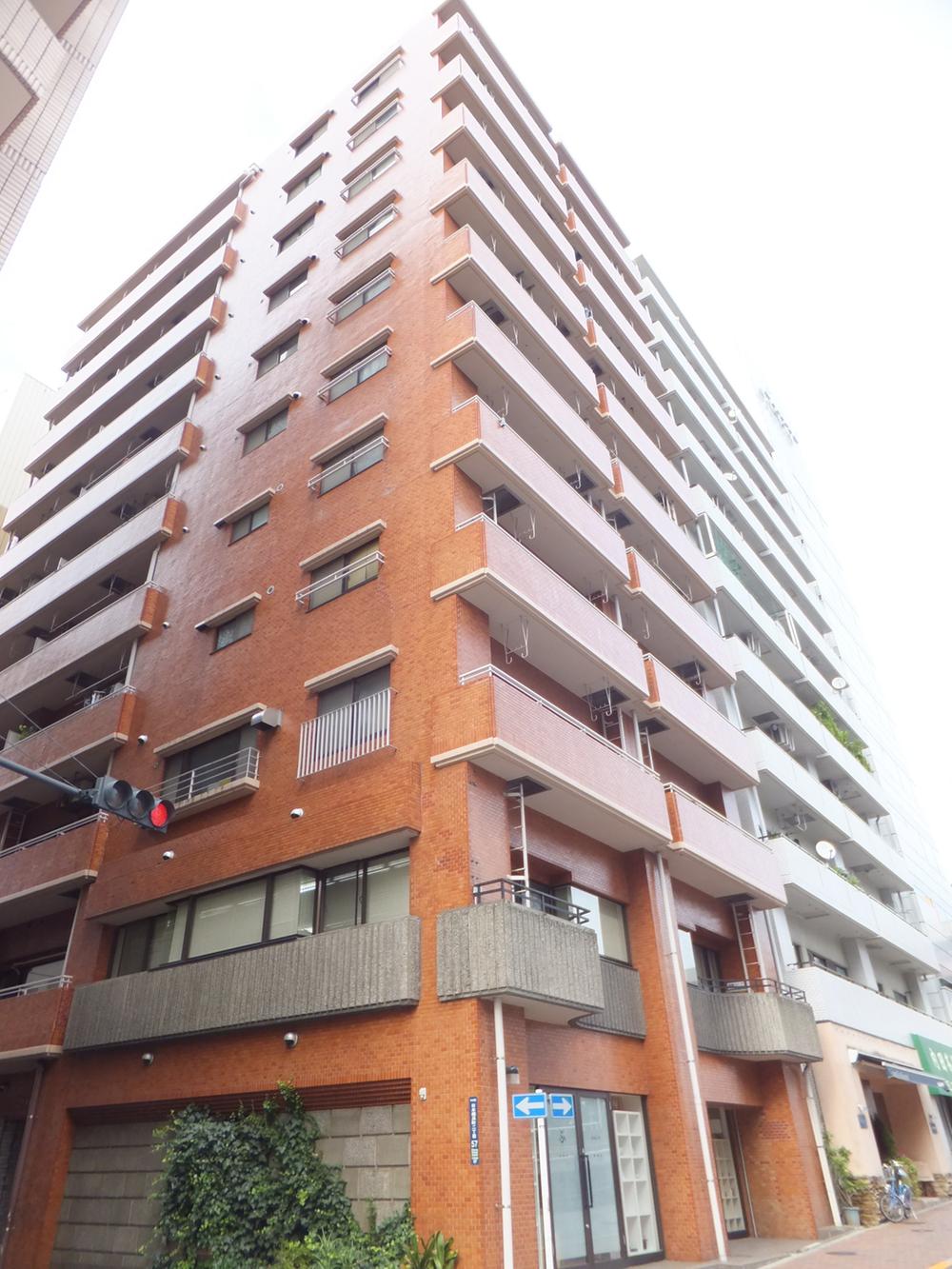 Local appearance photo. Local (10 May 2013) Shooting