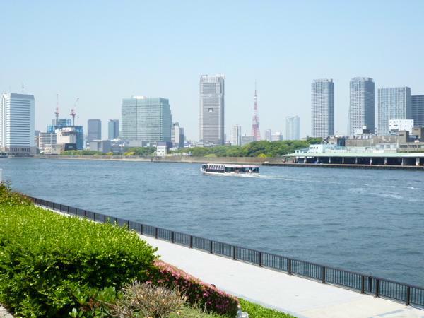 Other. Overlooking the Sumida River
